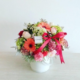 En Vincent Boutique Floral cambiamos flores por víveres para los afectados por el sismo del pasado m...