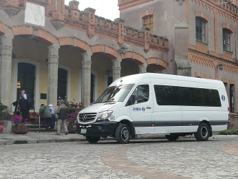 Réntala para viajes ejecutivos - Jurfal Renta de Autos y Camionetas - Puebla
