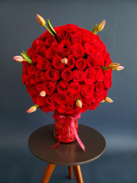 Regala un arreglo de rosas rojas diferente - Narciso - Artesanía Floral - Puebla